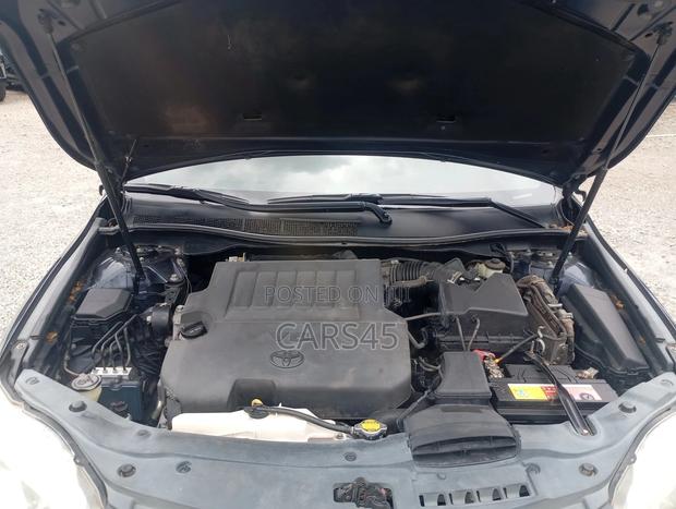 Toyota Camry 2015 Blue