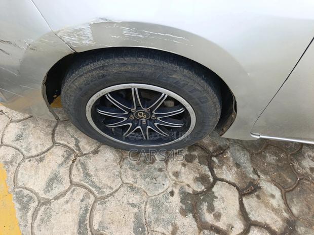 Toyota Corolla 2015 Silver