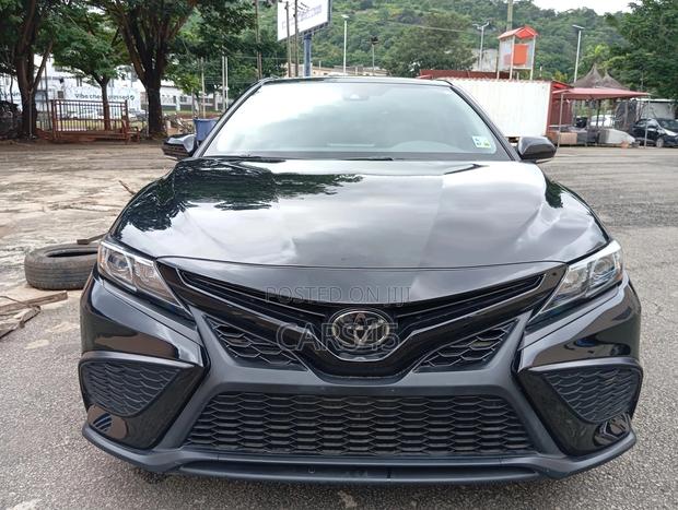 Toyota Camry 2024 Black