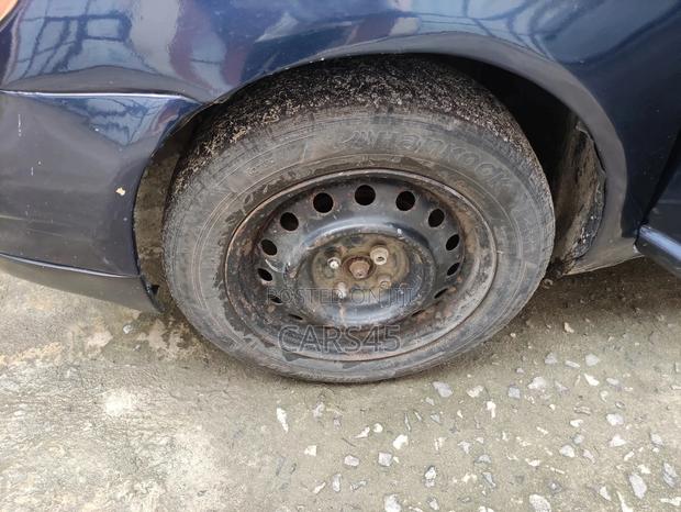 Toyota Echo 1999 Blue