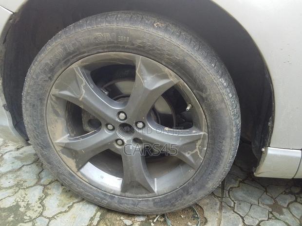Toyota Venza 2011 Silver