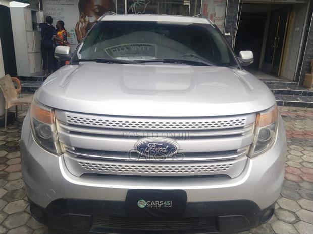 Ford Explorer 2013 Silver