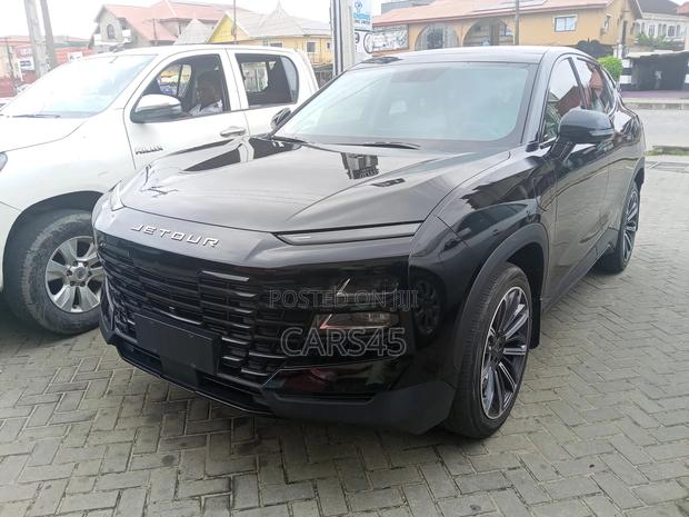 Jetour Dashing 2023 Black