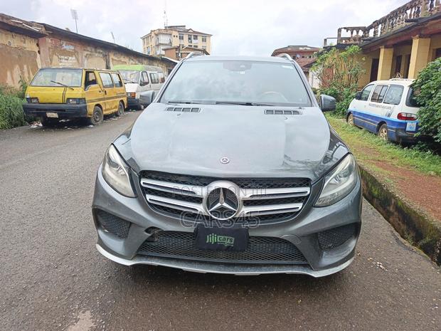 Mercedes-Benz GLE-Class 2018 Gray