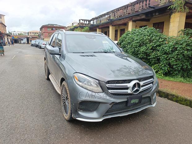 Mercedes-Benz GLE-Class 2018 Gray