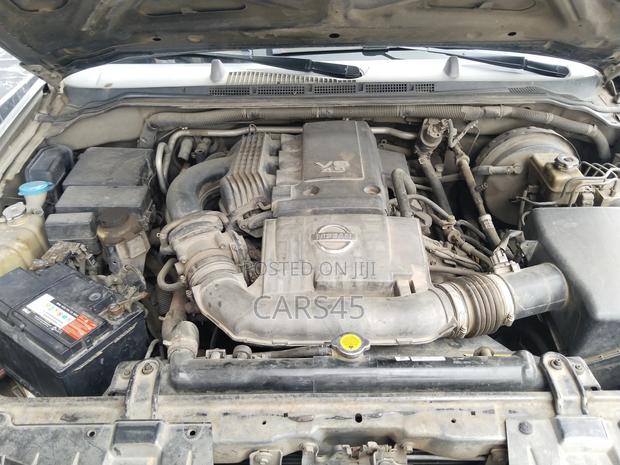 Nissan Pathfinder 2005 Silver