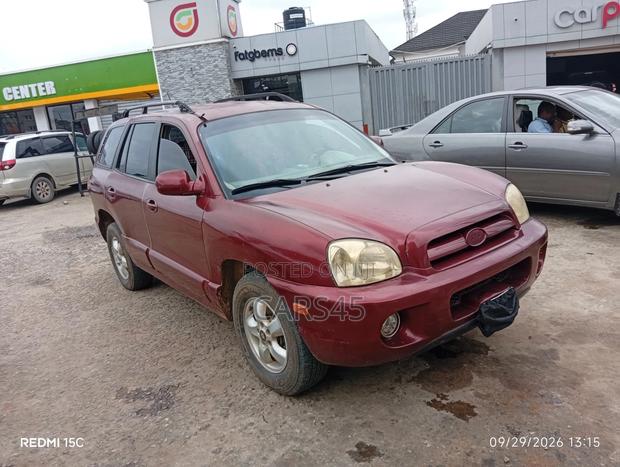 Hyundai Santa Fe 2006 Red