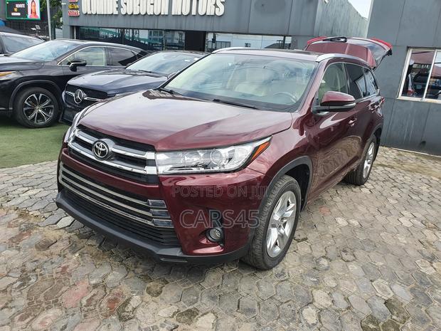 Toyota Highlander 2015 Red