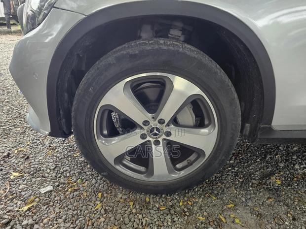 Mercedes-Benz GLC-Class 2017 Silver