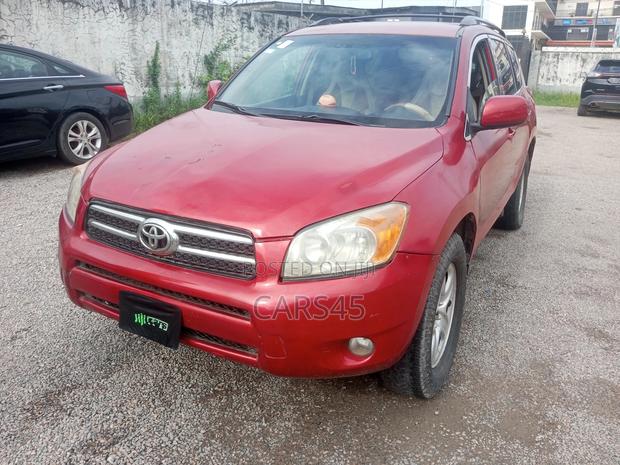Toyota RAV4 2008 Red