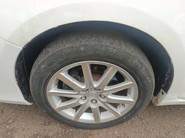 Toyota Camry 2015 White