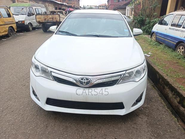 Toyota Camry 2015 White