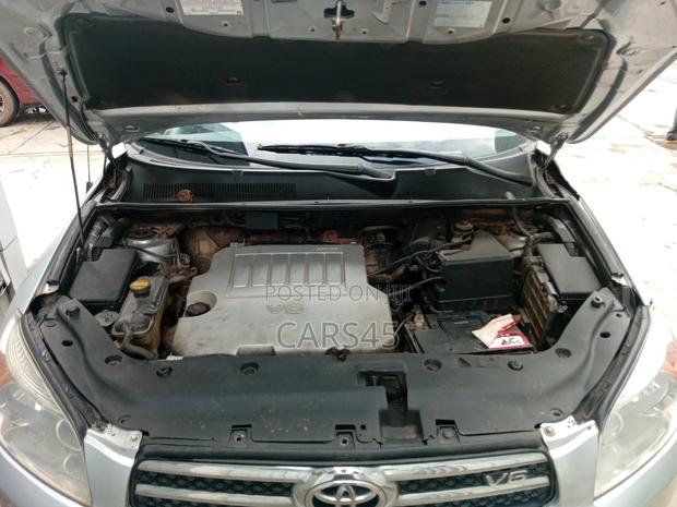 Toyota RAV4 2006 Silver