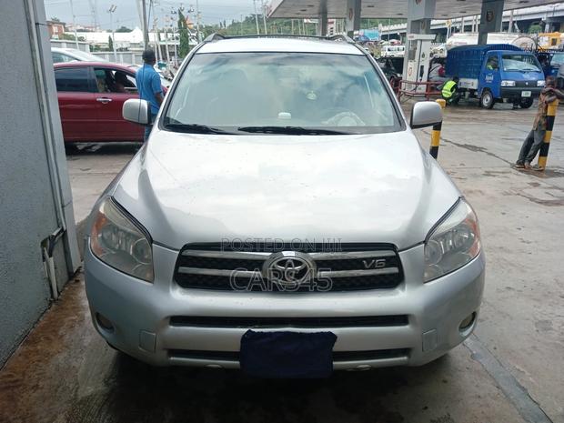 Toyota RAV4 2006 Silver