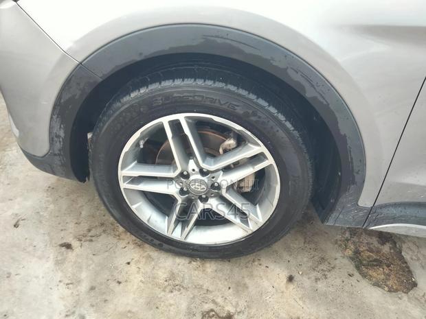 Hyundai Santa Fe 2017 Silver