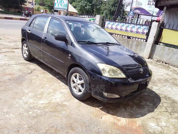 Toyota Corolla 2003 Black