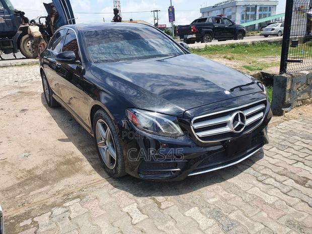 Mercedes-Benz E300 2017 Black