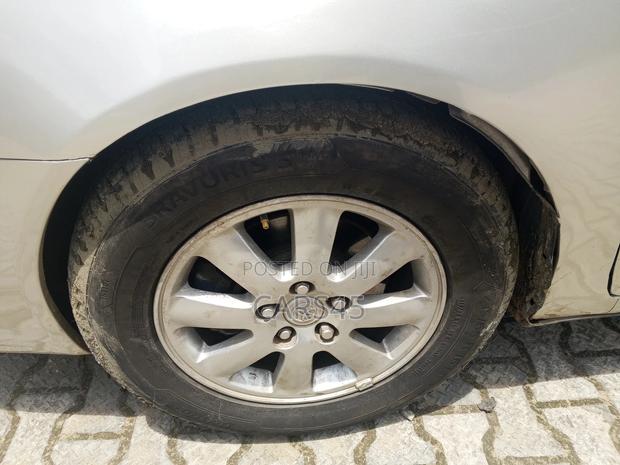 Toyota Camry 2002 Silver