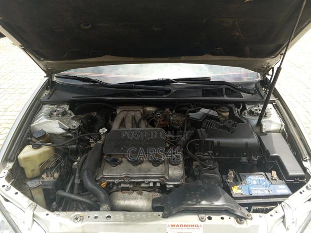 Toyota Camry 2002 Silver