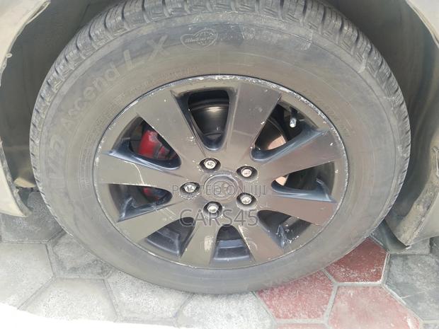 Toyota Camry 2004 Gray