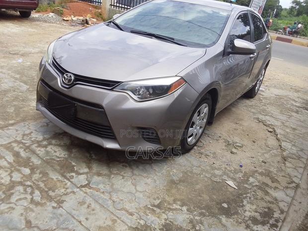 Toyota Corolla 2016 Beige