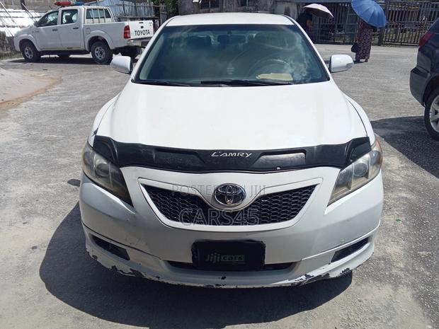 Toyota Camry SE 4dr Sedan (2.4L 4cyl 5A) 2007 White