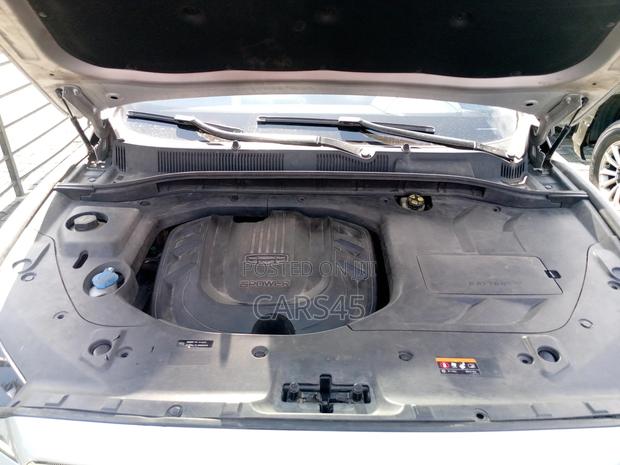 Geely Azkarra 2022 Silver