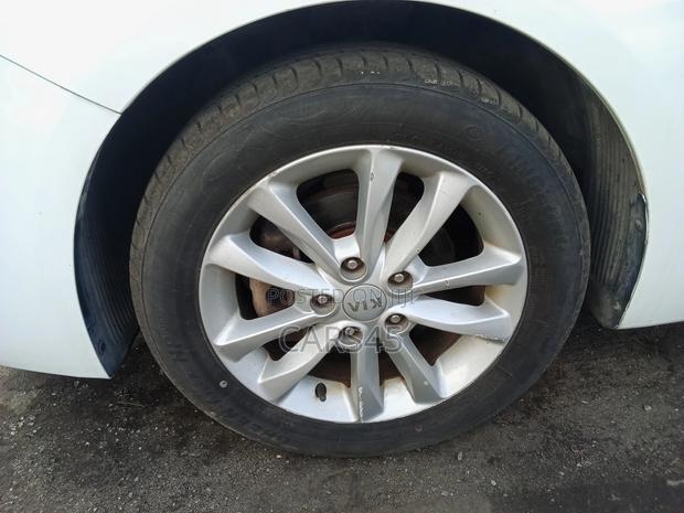 Kia K3 Base 2018 White