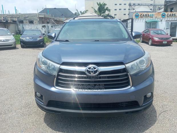 Toyota Highlander 2016 Blue