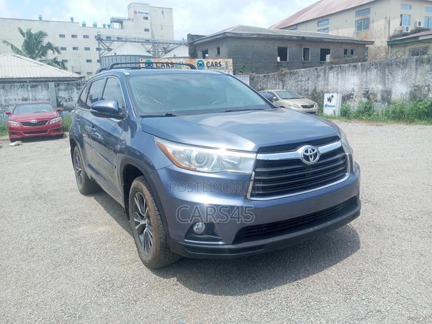 Toyota Highlander 2016 Blue