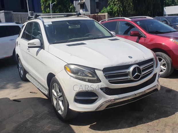 Mercedes-Benz GLE-Class 2016 White
