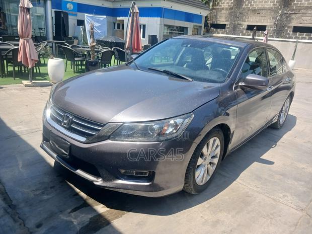 Honda Accord EX-L V-6 2dr Coupe FWD (3.5L 6cyl 6A) 2013 Gray