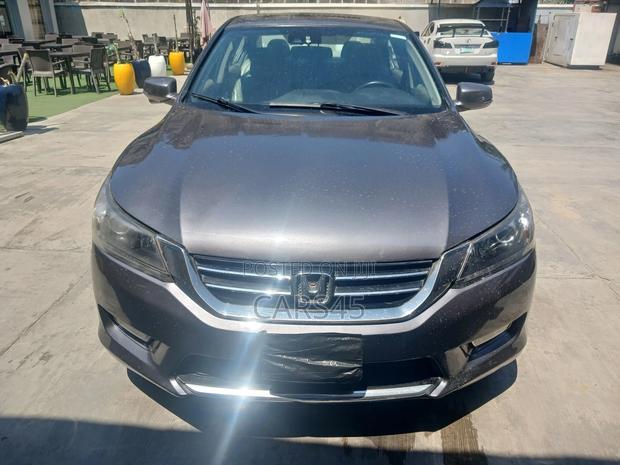 Honda Accord EX-L V-6 2dr Coupe FWD (3.5L 6cyl 6A) 2013 Gray
