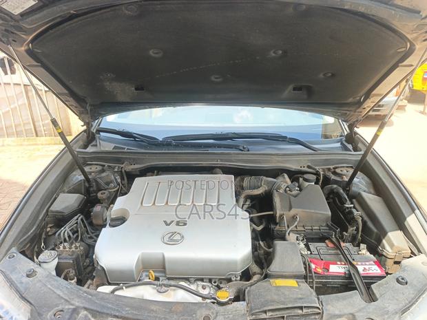 Lexus ES 2013 Black