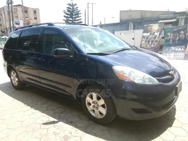 Toyota Sienna 2007 Blue