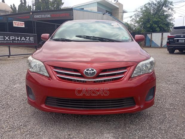 Toyota Corolla 2013 Red