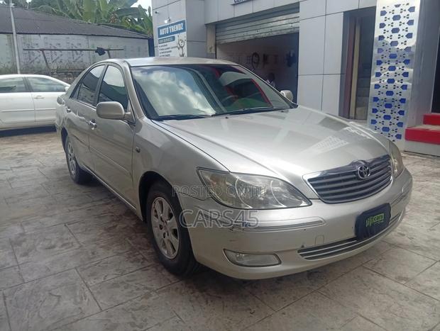 Toyota Camry 2003 Silver