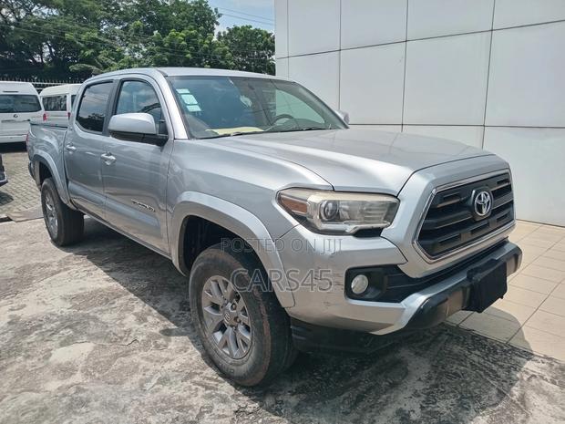 Toyota Tacoma 2016 Silver