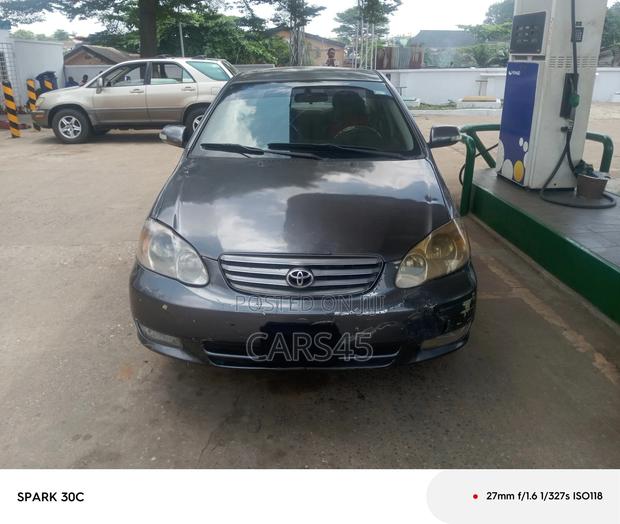 Toyota Corolla 2003 Gray