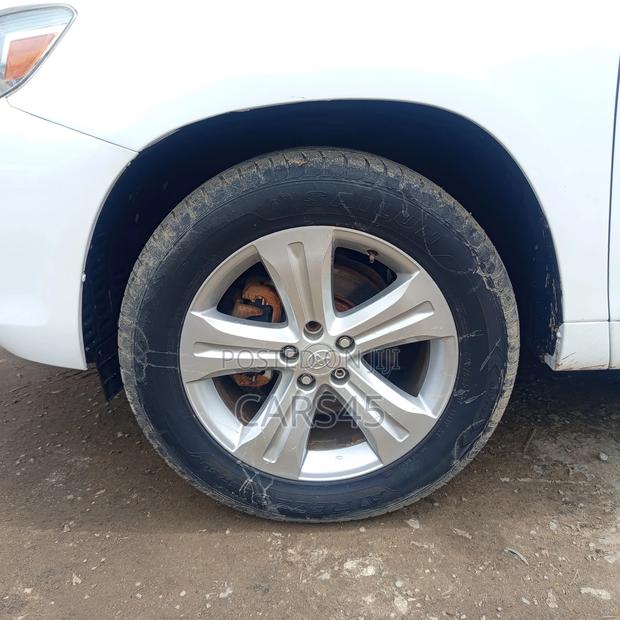 Toyota Highlander 2009 White
