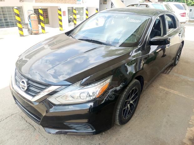Nissan Altima 2016 Black