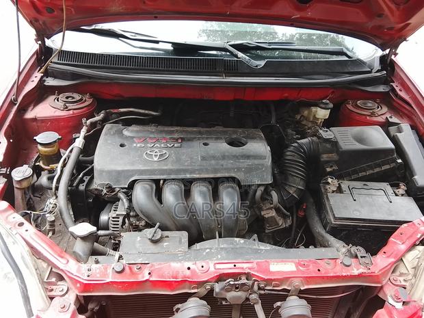 Toyota Matrix Hatchback AWD (1.8L 4cyl 4A) 2006 Red