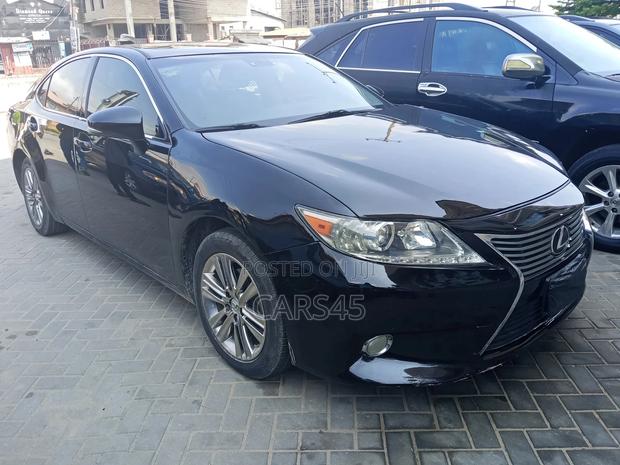 Lexus ES 2014 Black