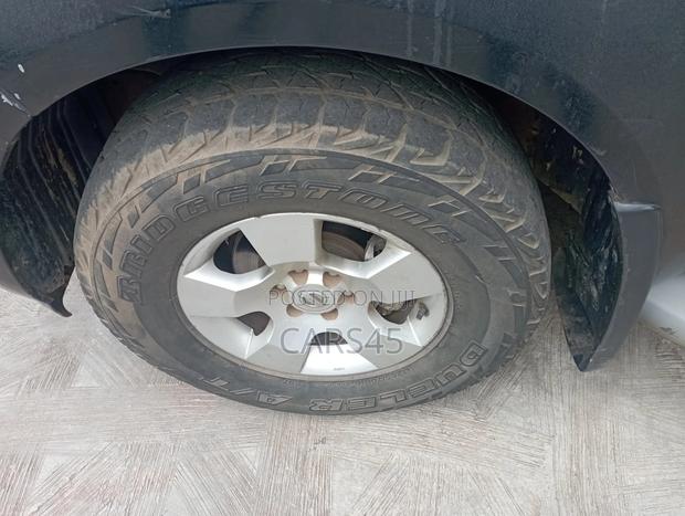 Nissan Pathfinder 2005 Black