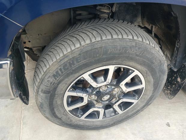 Toyota Tundra 2014 Blue