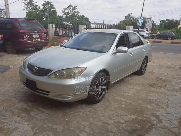 Toyota Camry 2002 Silver