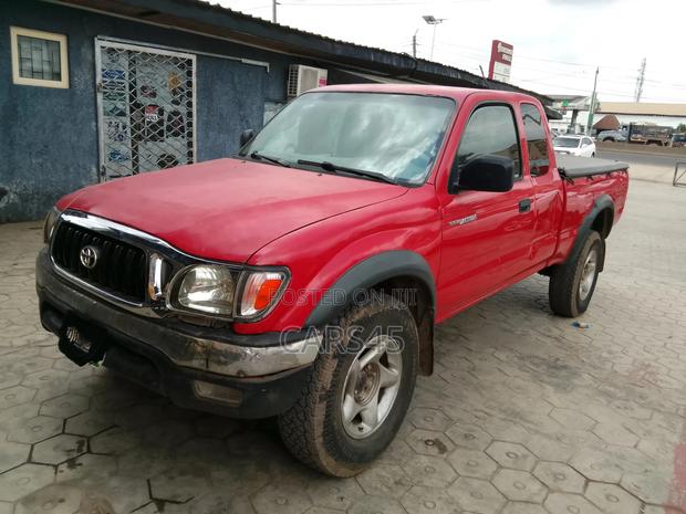 Toyota Tacoma 2003 Red