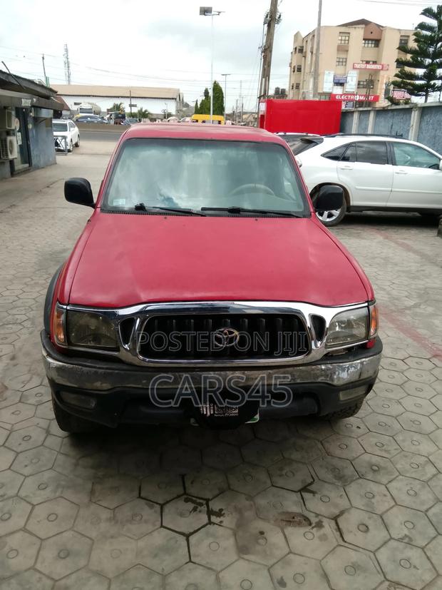 Toyota Tacoma 2003 Red