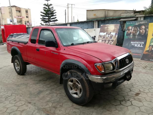 Toyota Tacoma 2003 Red