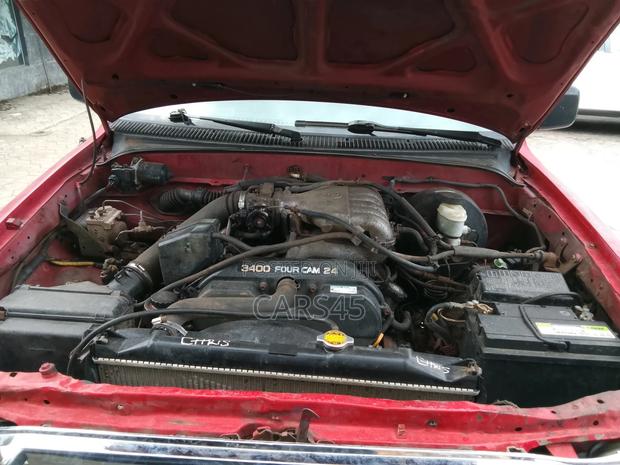 Toyota Tacoma 2003 Red